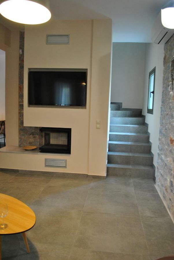 Petras Gi - Stone Houses Stoupa Bagian luar foto
