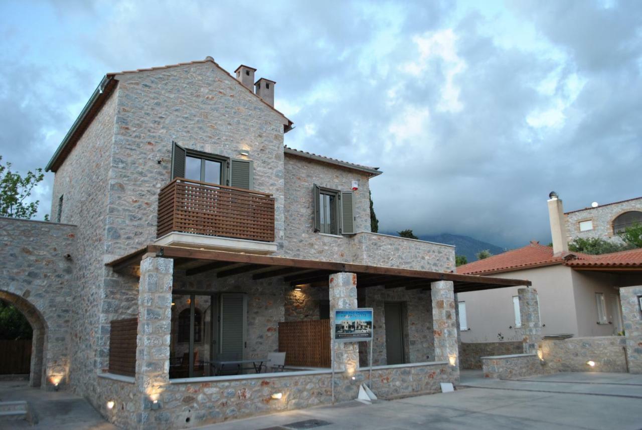 Petras Gi - Stone Houses Stoupa Bagian luar foto