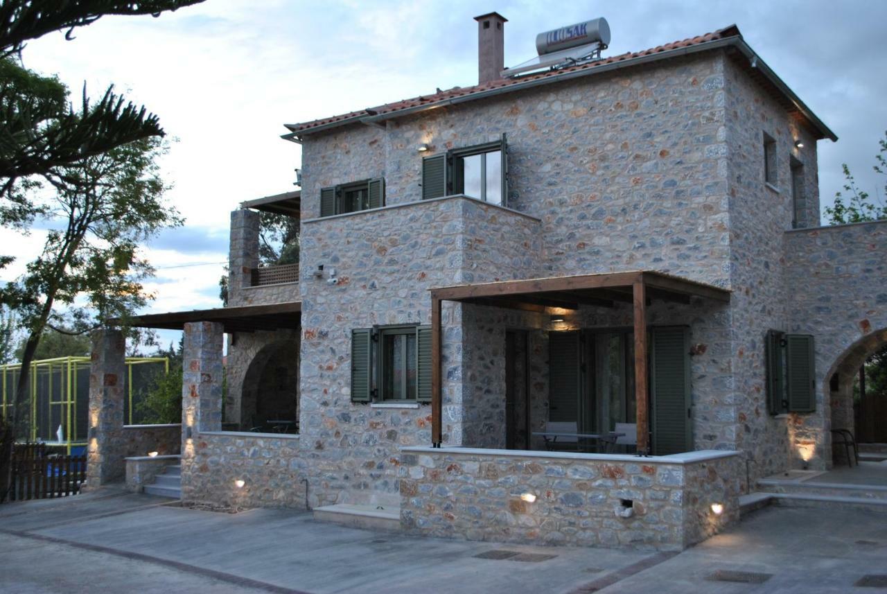 Petras Gi - Stone Houses Stoupa Bagian luar foto