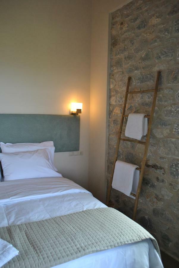 Petras Gi - Stone Houses Stoupa Bagian luar foto