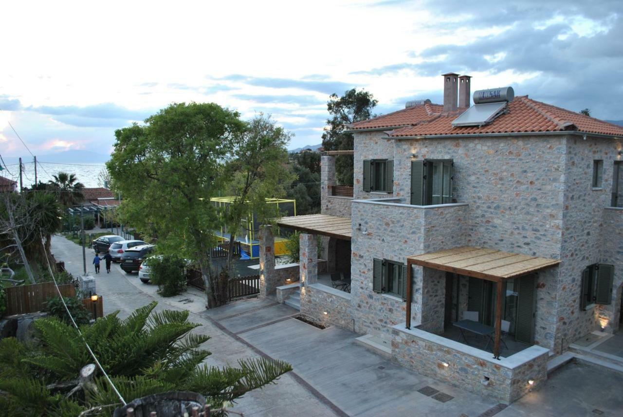 Petras Gi - Stone Houses Stoupa Bagian luar foto