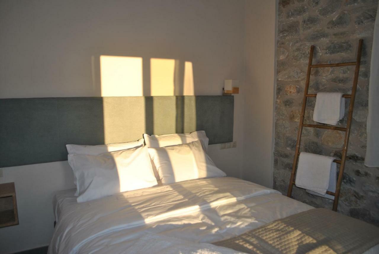 Petras Gi - Stone Houses Stoupa Bagian luar foto